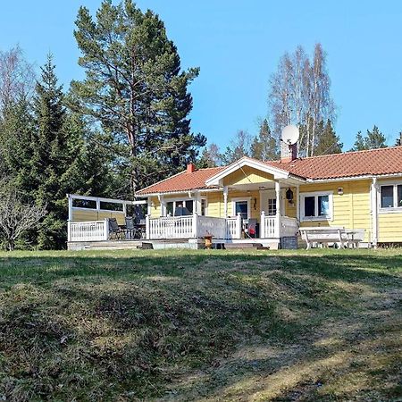 Holiday Home Ingaroe V Gronskan Esterno foto